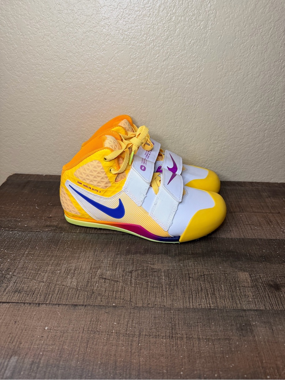 Nike Zoom Javelin Elite 3 Track & Field Spikes.
- Size 7.5 Men / 9 Women.